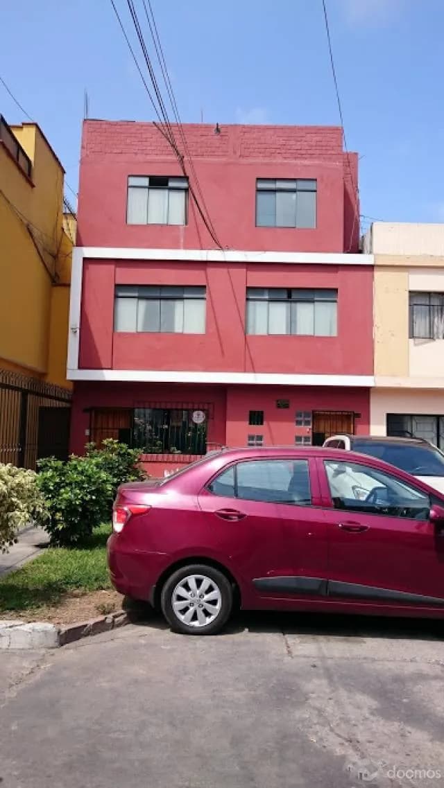 VENDO CASA CON MINI DEPARTAMENTO — foto 1