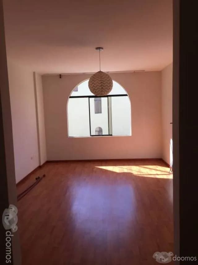 ALQUILO HERMOSA CASA 2 PISOS EN JARDINES DE VILLA - SAMEGUA - MOQUEGUA — foto 5