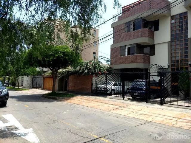 ALQUILO LINDO DPTO DE 110M2 3DORMS 2DO PISO U/HIGUERETA — foto 2