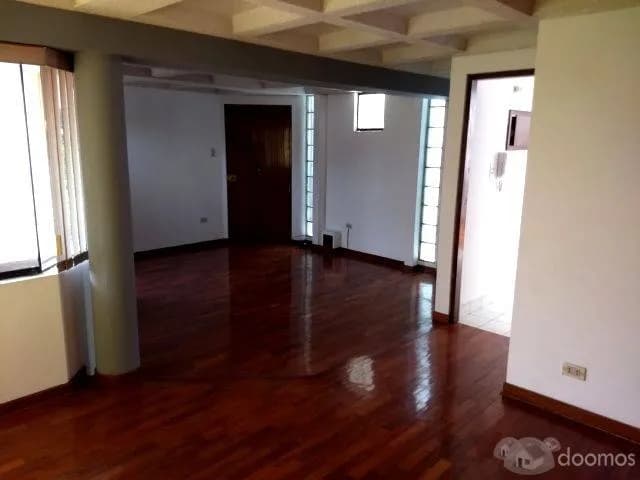 ALQUILO LINDO DPTO DE 110M2 3DORMS 2DO PISO U/HIGUERETA — foto 9