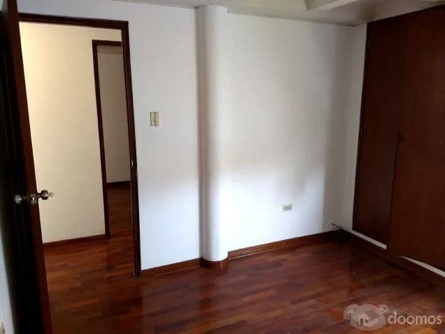 ALQUILO LINDO DPTO DE 110M2 3DORMS 2DO PISO U/HIGUERETA — foto 11