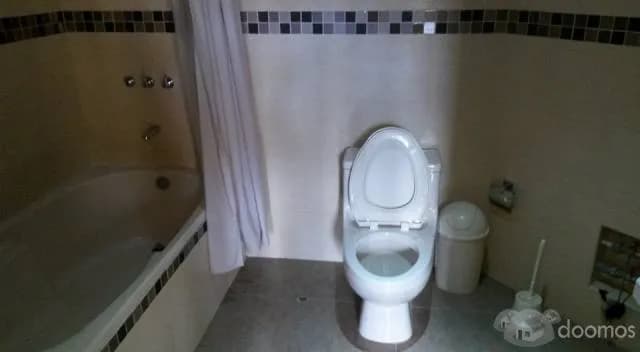 SE ALQUILA HABITACION AMOBLADA — foto 3