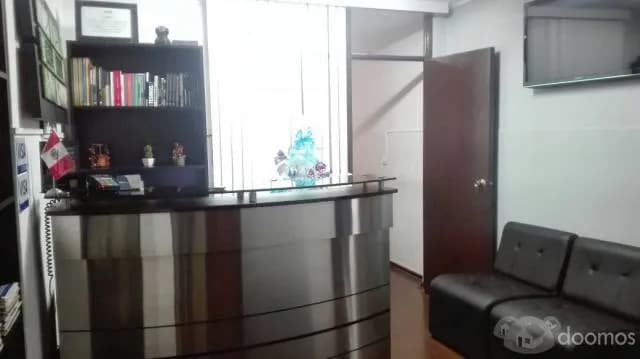 alquiler de aulas y laboratorio de computo — foto 1