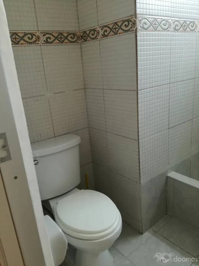 VENDO DEPARTAMENTO EN 4TO PISO EXCELENTE UBICACION — foto 4