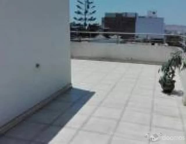 ALQUILO AMPLIO DUPLEX ALT. AV HIGUERETA 3D 3ER PISO TERRAZA (SIN ASCENSOR) — foto 1