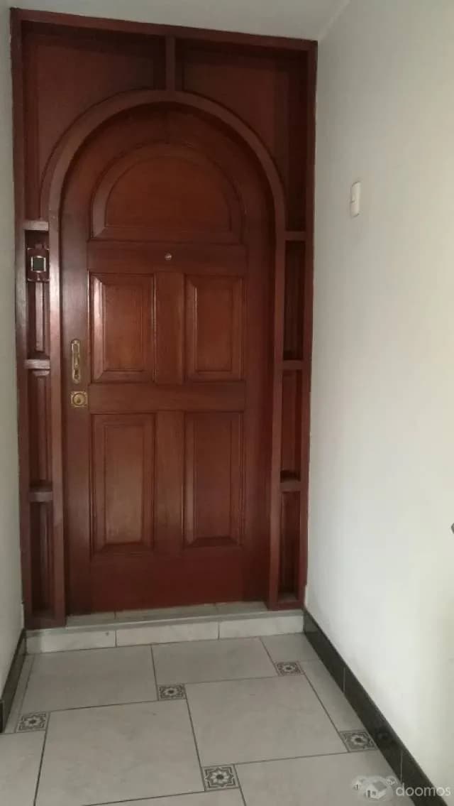 AMBIENTE PARA NEGOCIO EN TERCER PISO 160m2 — foto 1