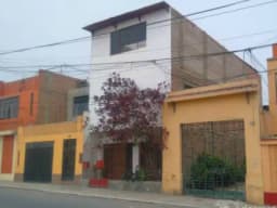 VENTA DE HERMOSA CASA EN BELLAVISTA