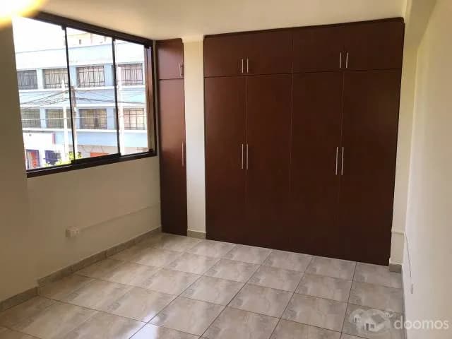 DEPARTAMENTO EN VENTA FRENTE A PARQUE - 2DO. PISO en BREÑA — foto 3