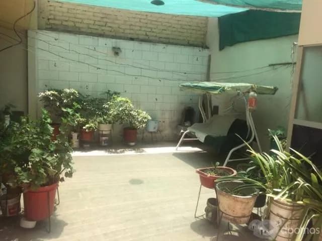 VENTA DE CASA EXCELENTE UBICACIÓN EN YANAHUARA — foto 2