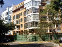 Extranjero alquila lindo departamento amoblado de gran calidad y buen gusto
