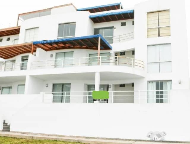 VENTA  DEPARTAMENTO EN PLAYA  SARAPAMPA — foto 2