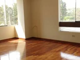 SURCO - Vendo departamento en tercer piso - Urb. San Ignacio de Monterrico
