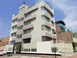 Vendo departamento en primer piso