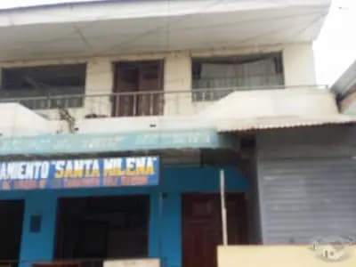 SE VENDE CASA HOSTAL  CON KIOSKO EN PLENO CENTRO COMERCIAL DE TARAPOTO IDEAL PARA CENTRO DE NEGOCIOS