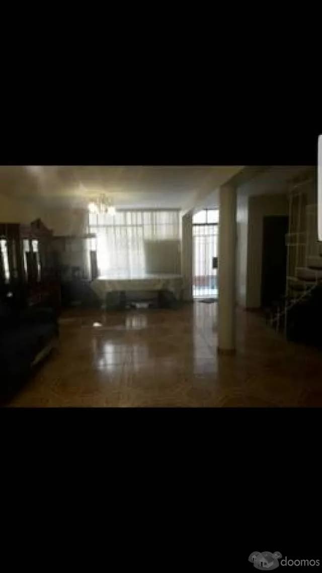 VENTA DE CASA EN MIRAFLORES — foto 2
