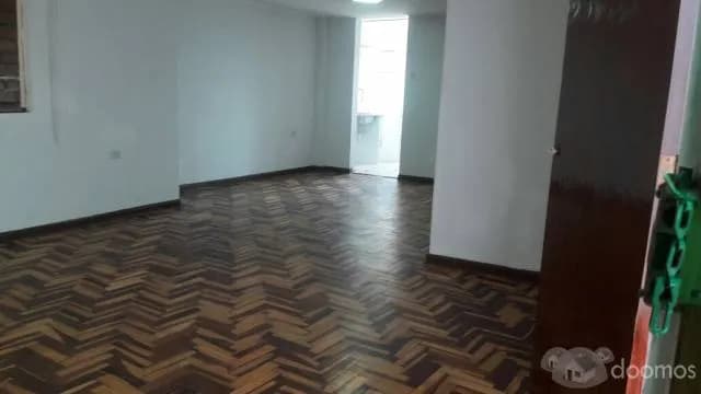 ALQUILO DUPLEX EN CHORRILLOS (3ER Y 4TO PISO) — foto 1
