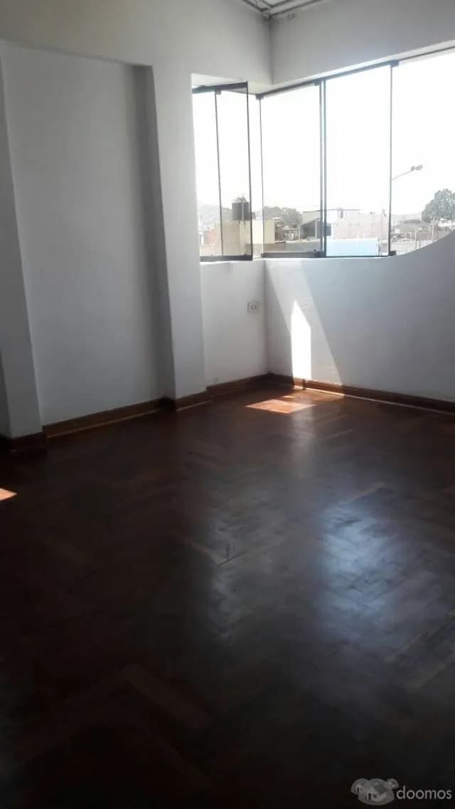 ALQUILO DUPLEX EN CHORRILLOS (3ER Y 4TO PISO) — foto 3
