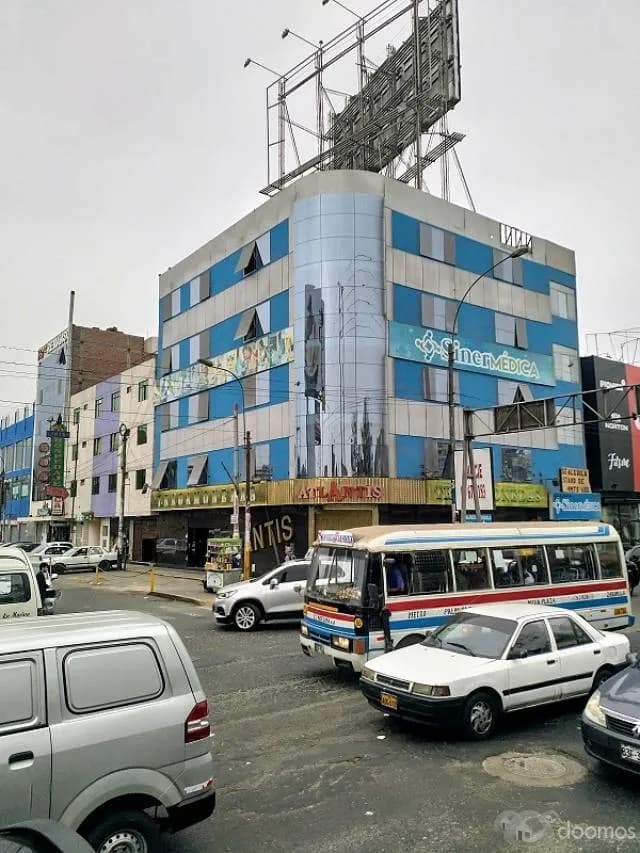 VENTA DE LOCALES COMERCIALES CERCA A MEGAPLAZA — foto 2
