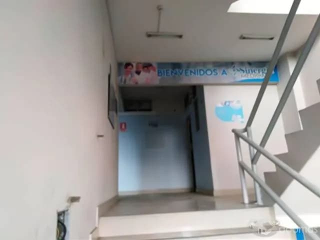 VENTA DE LOCALES COMERCIALES CERCA A MEGAPLAZA — foto 4