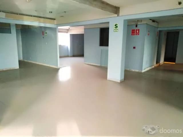 VENTA DE LOCALES COMERCIALES CERCA A MEGAPLAZA — foto 8