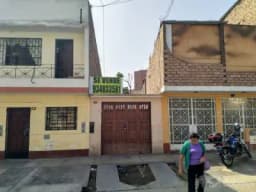 VENTA DE CASA COMO TERRENO EN SAN MARTÍN DE PORRES