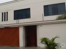 CASA A.T. 300M2 RESIDENCIAL REMODELADA SURCO