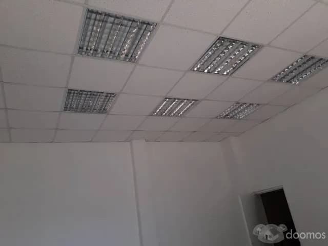 VENTA DE LOCAL COMERCIAL EN GAMARRA — foto 6