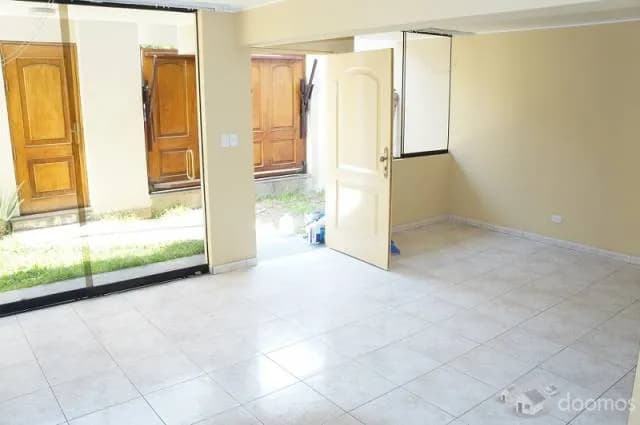 VENDO HERMOSO DEPARTAMENTO DUPLEX EN FRANCISCO DE CUELLAR SURCO — foto 4