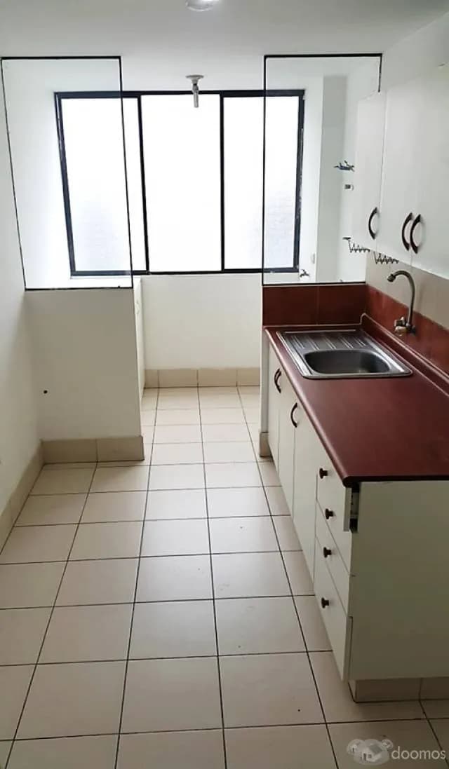 VENDO DÚPLEX CON AMPLIA TERRAZA EN SURCO!!! — foto 3