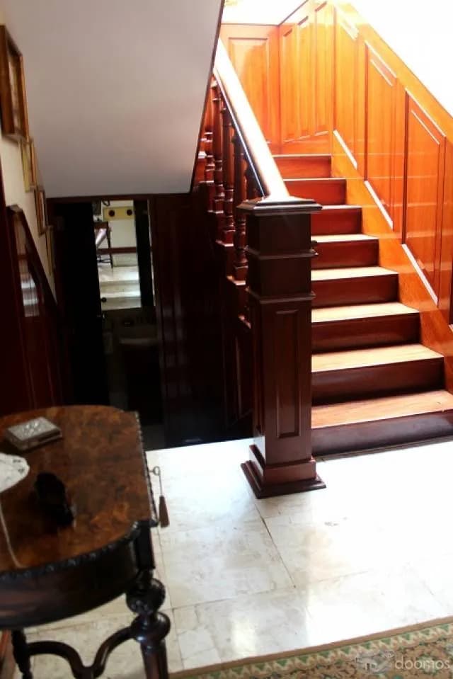 VENDO RESIDENCIA EN AV. BOLOGNESI EN YANAHUARA — foto 2