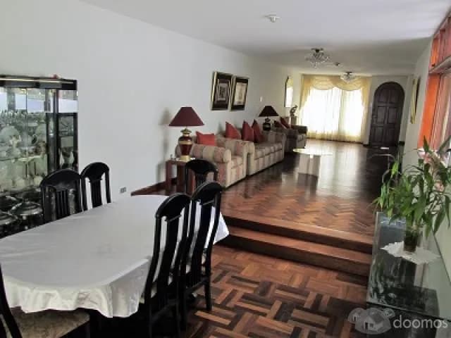 VENDO AMPLIA CASA EN SAN MIGUEL — foto 4