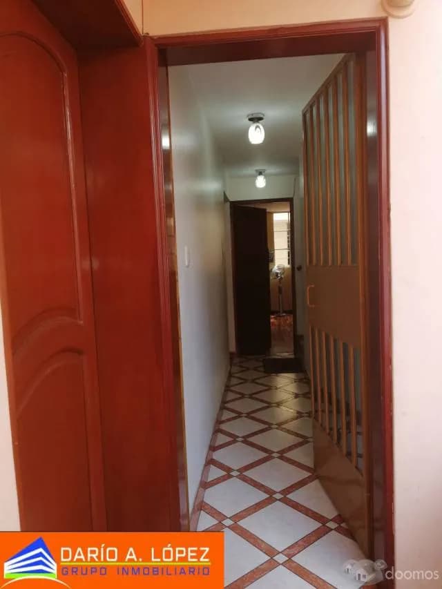 VENTA DE CASA EN LOS OLIVOS. — foto 4