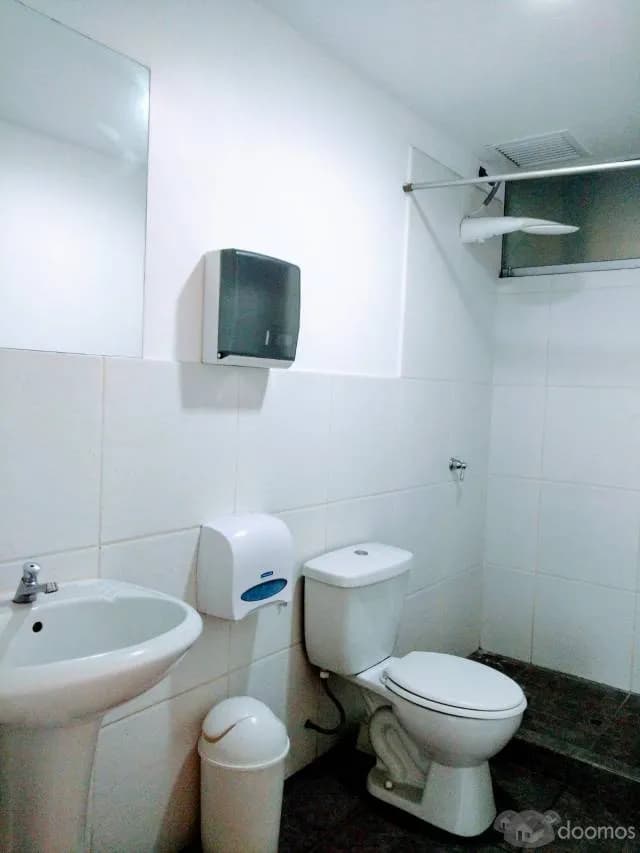 OFICINA EN VENTA MIRAFLORES — foto 5