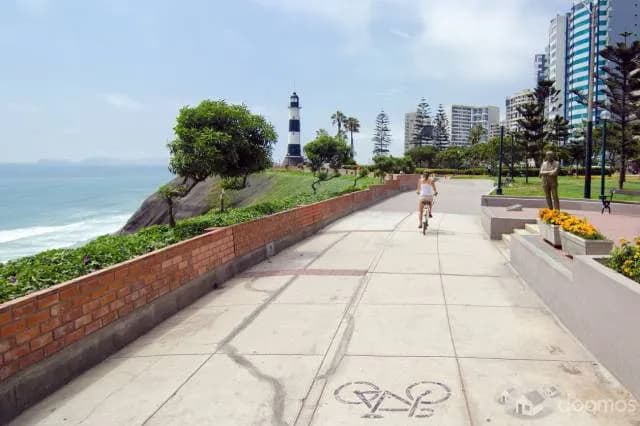 MIRAFLORES (PARQUE EL FARO – MALECON CISNEROS) — foto 7