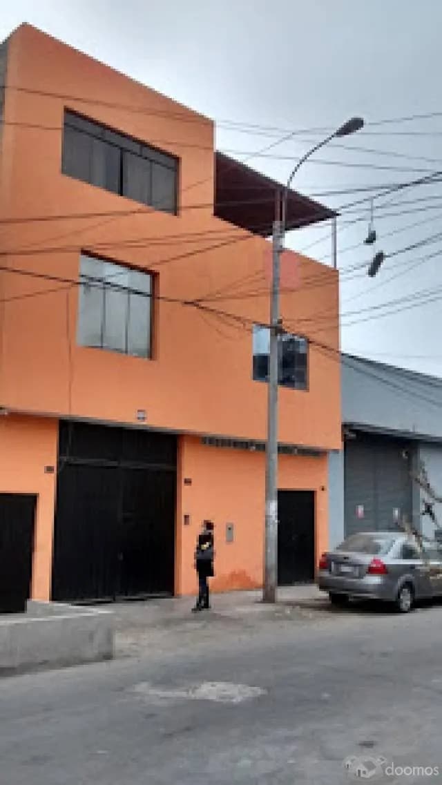OCASIÓN VENTA LOCAL COMERCIAL/INDUSTRIAL Y DPTOS. — foto 1