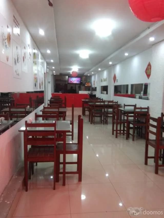 VENTA DE CASA 3  PISOS COMERCIAL EN AVENIDA — foto 6
