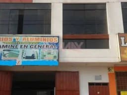SE VENDE AIRES DE UN DEPARTAMENTO  CON OPCION A CONSTRUIR 2 PISOS MAS Y UN  DEPARTAMENTO SIN ACABADOS EN LA URBANIZACIÓN SANTA ROSITA DE ATE VITARTE