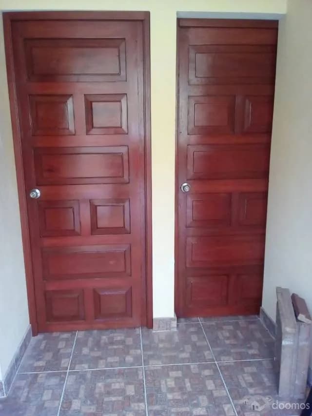 SE ALQUILA CASA DE DOS PISOS CEL 953915811 — foto 2