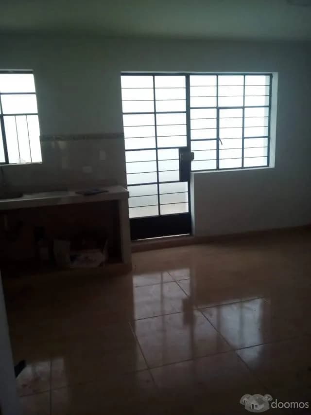 SE ALQUILA CASA DE DOS PISOS CEL 953915811 — foto 4