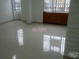 ALQUILO ACOGEDORA OFICINA BIEN UBICADA EN MIRAFLORES