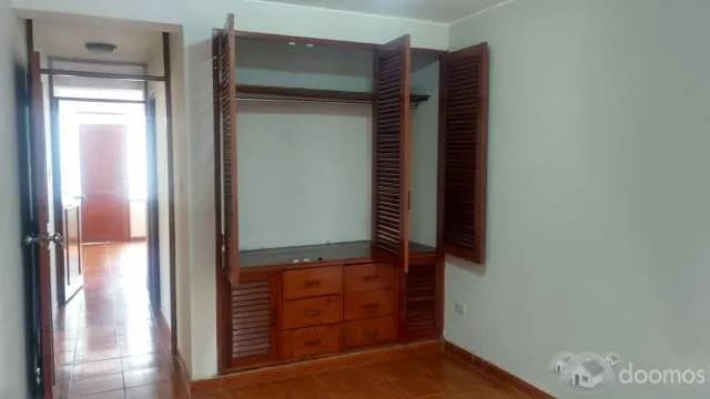 ALQUILO -  EXCELENTE OPORTUNIDAD - BARRIO MEDICO  - SURQUILLO — foto 6