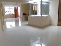 ALQUILO AMPLIO DPTO EN SURCO -SAGITARIO