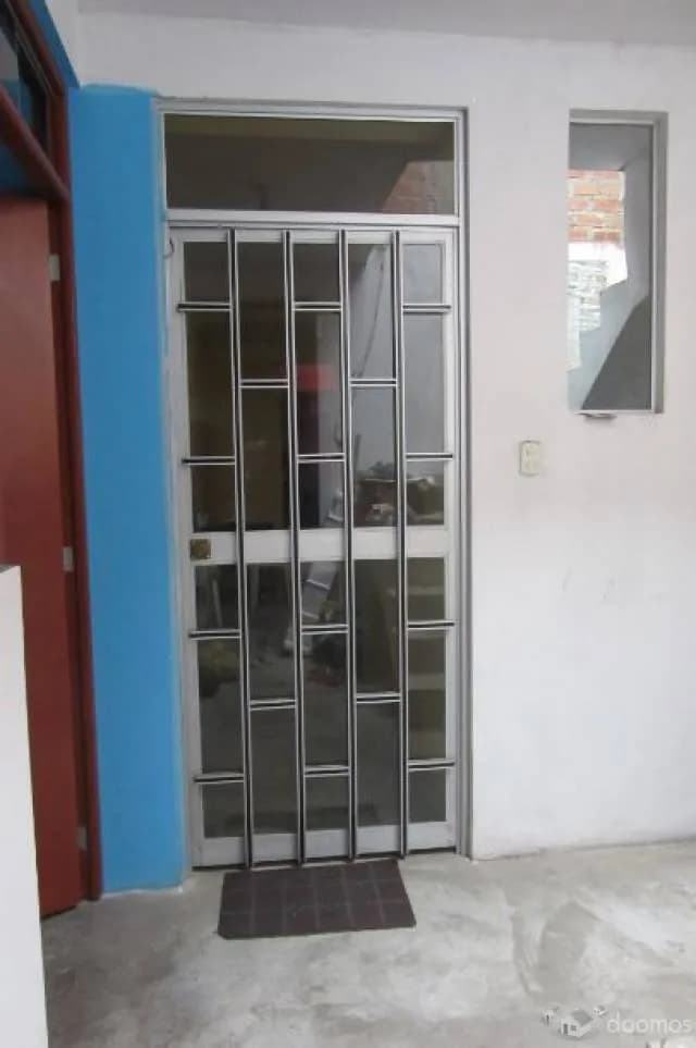 OCASIÓN SE VENDE CASA DE 3 PISOS CON LOCAL COMERCIAL 120M2 — foto 4