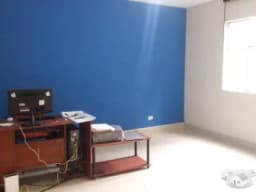 Se Alquilan 12 Oficinas Comerciales, Edificio de excelente ubicación, Avenida Flores de Primavera