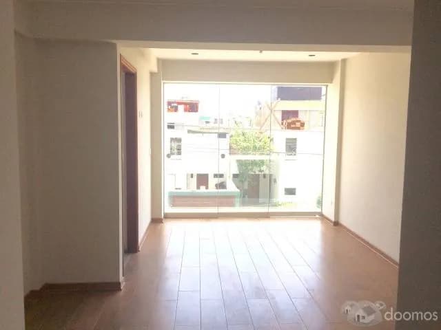 Venta de departamento urb. la calera de la merced con ascensor ingreso directo — foto 6