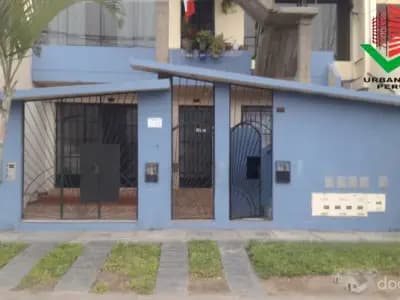 VENTA DE DUPLEX FRENTE A PARQUE