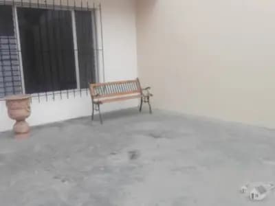ALQUILER CASA EN LA MOLINA ALTURA DE LA CUADRA 15 DE LA AV EL CORREGIDOR
