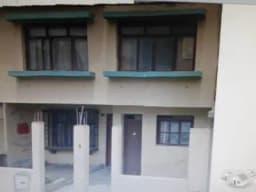 VENDO CASA COMO TERRENO 160 MT2