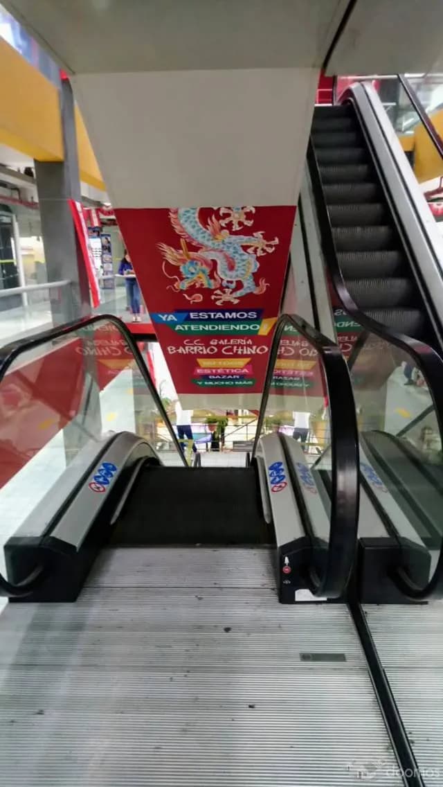 Venta de Local Comercial en Barrio Chino — foto 1