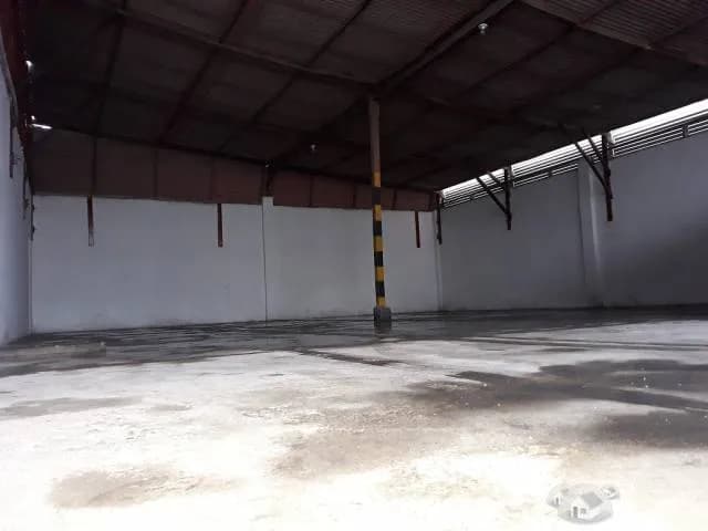 LOCAL INDUSTRIAL PARA ALMACÉN — foto 5
